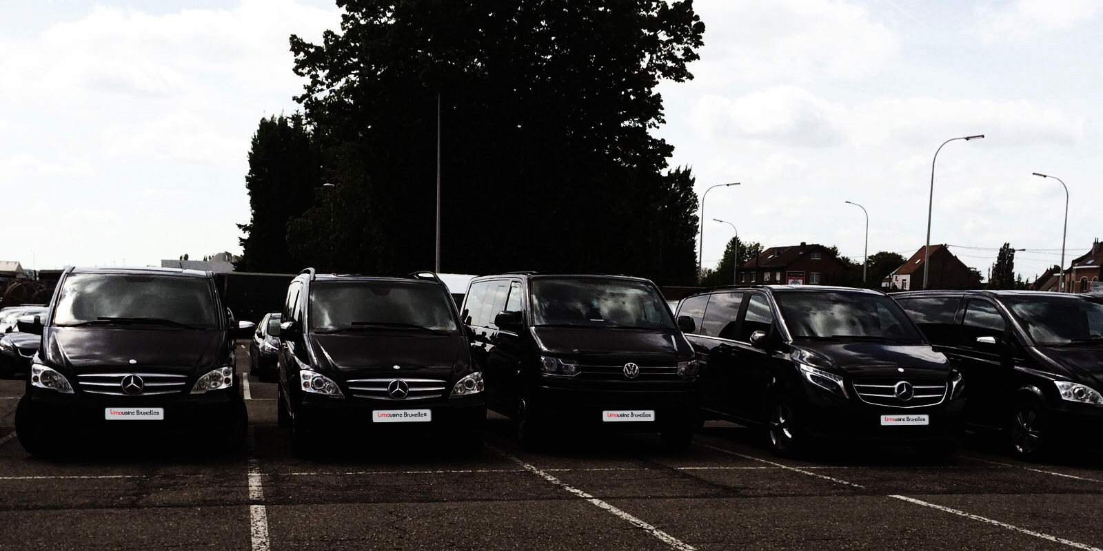 4 voiture mercedes noire