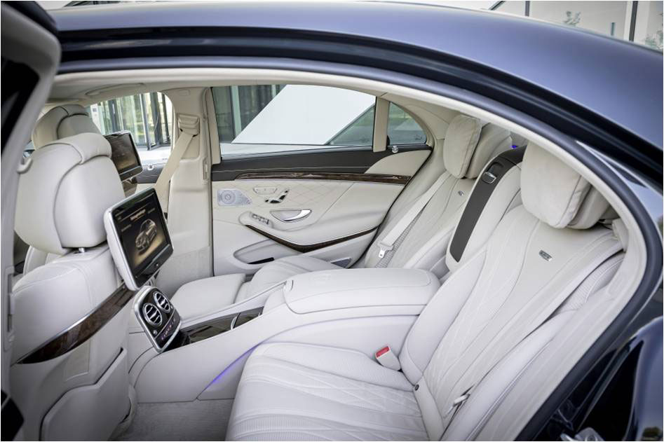 voiture interieur